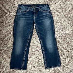 Women’s Silver Aiko size 28 denim capris